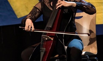 Suites de Bach au violoncelle Camille Guittet